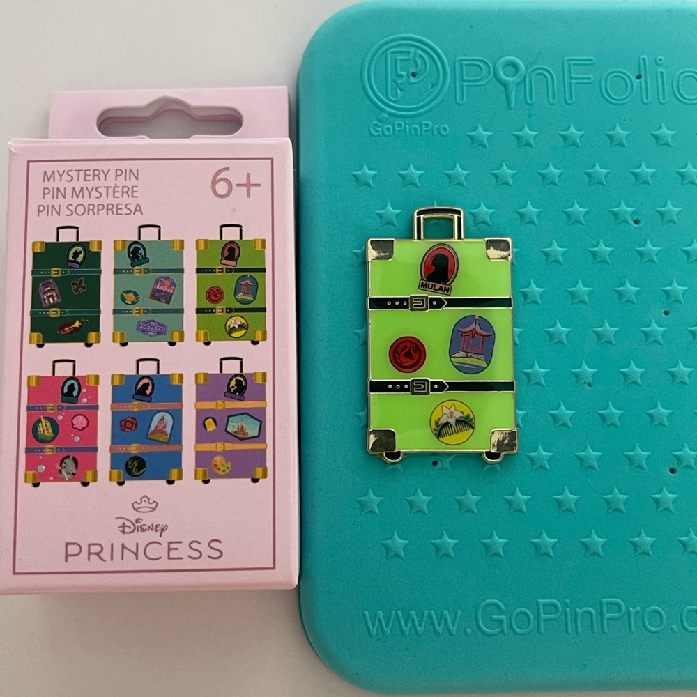 Disney Princess Mulan Suitcase- Mystery Pin